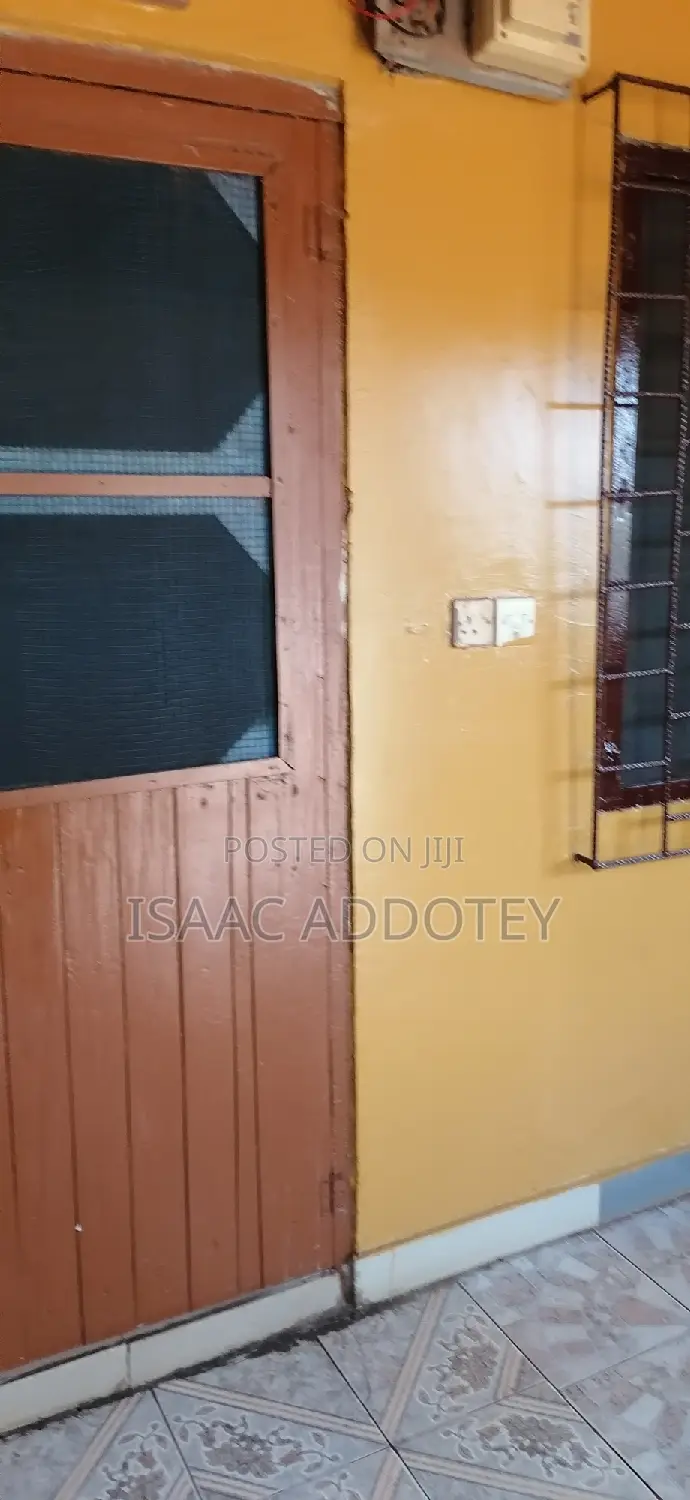 1bdrm Apartment in Nungua Methodist, Spintex for rent