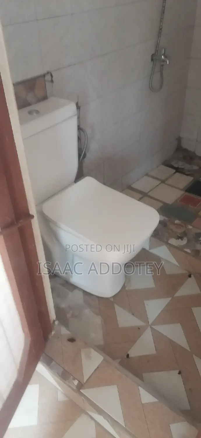 1bdrm Apartment in Nungua Methodist, Spintex for rent