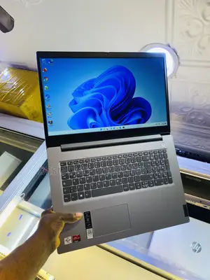 Laptop Lenovo Ideapad 3 8GB AMD Ryzen SSD 256GB