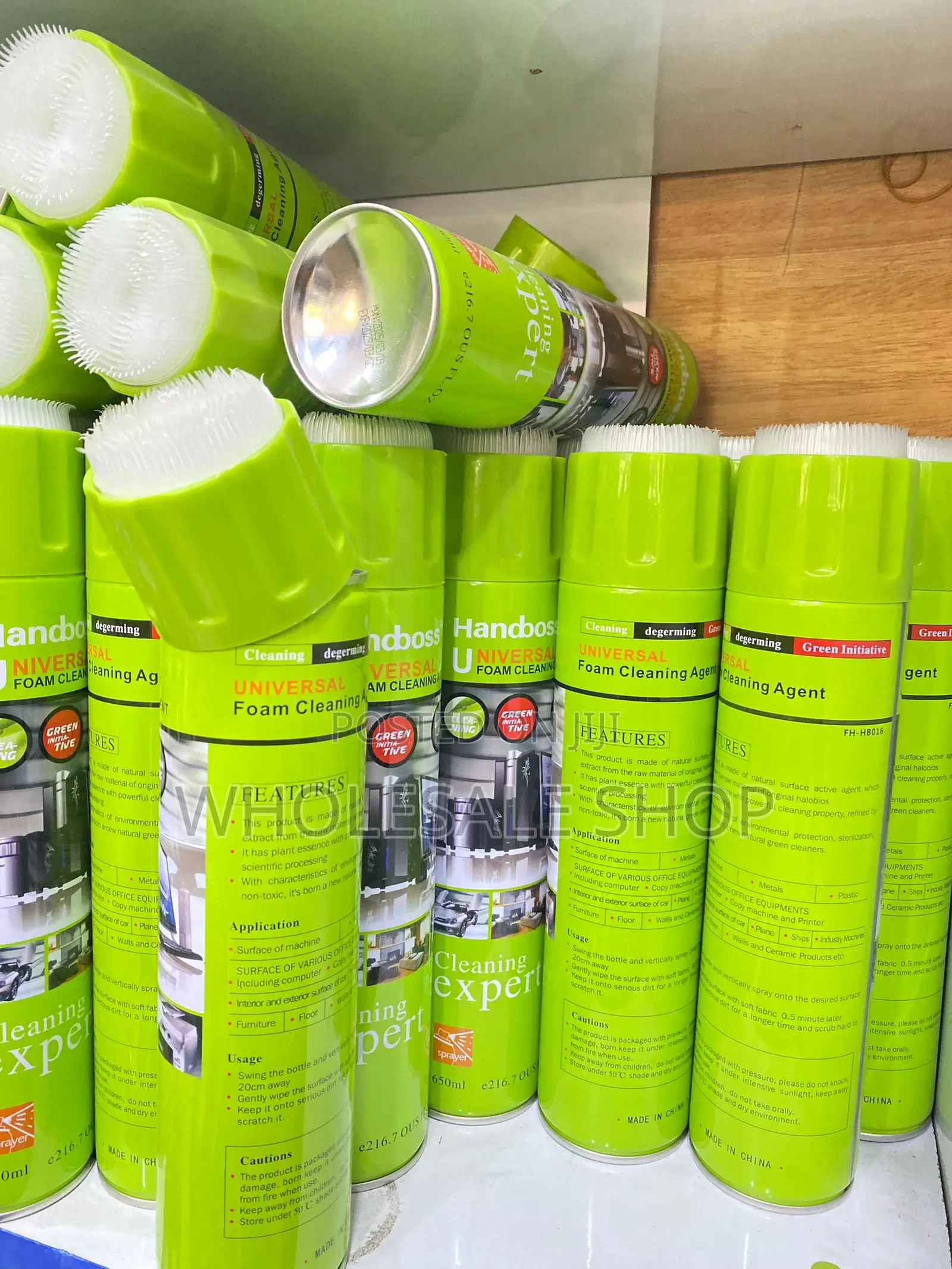 Universal Foam Cleaning Agent