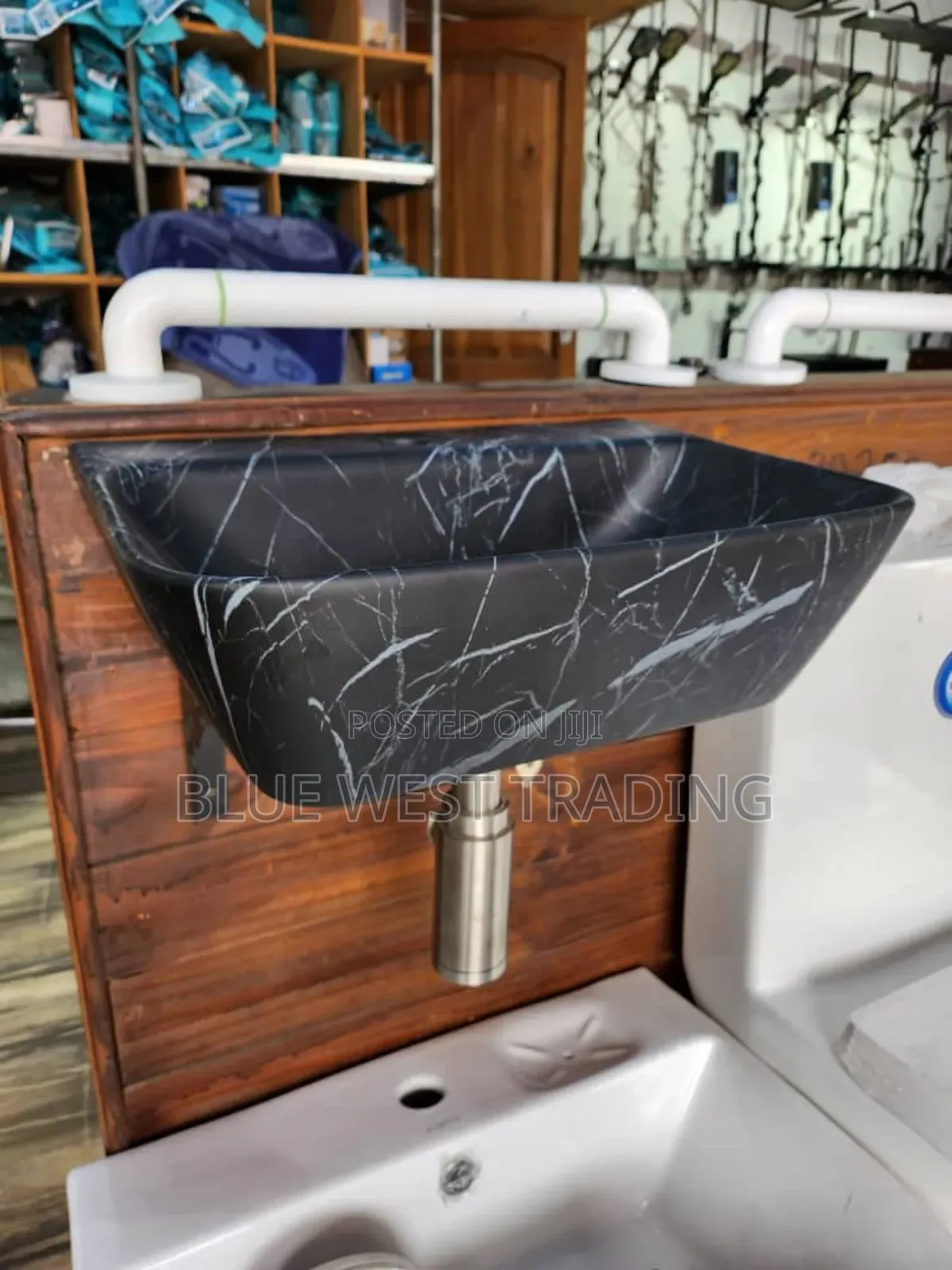 Marble Wall Hung Basin _ Black Wall Hung Basin
