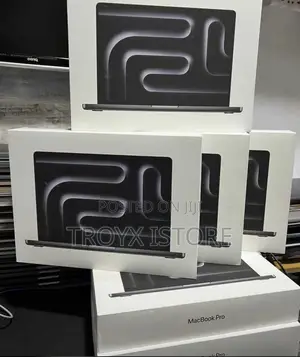 New Laptop Apple MacBook Pro 2024 M4 14-Inch 16GB Apple M4 SSD 512GB