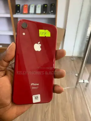 Apple XR 128 GB Red