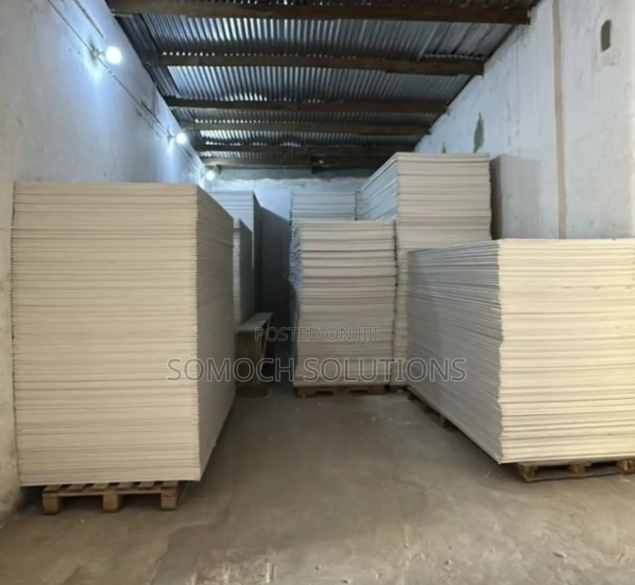High-Quality Moisture-Resistant Gypsum Boards Plaster Board