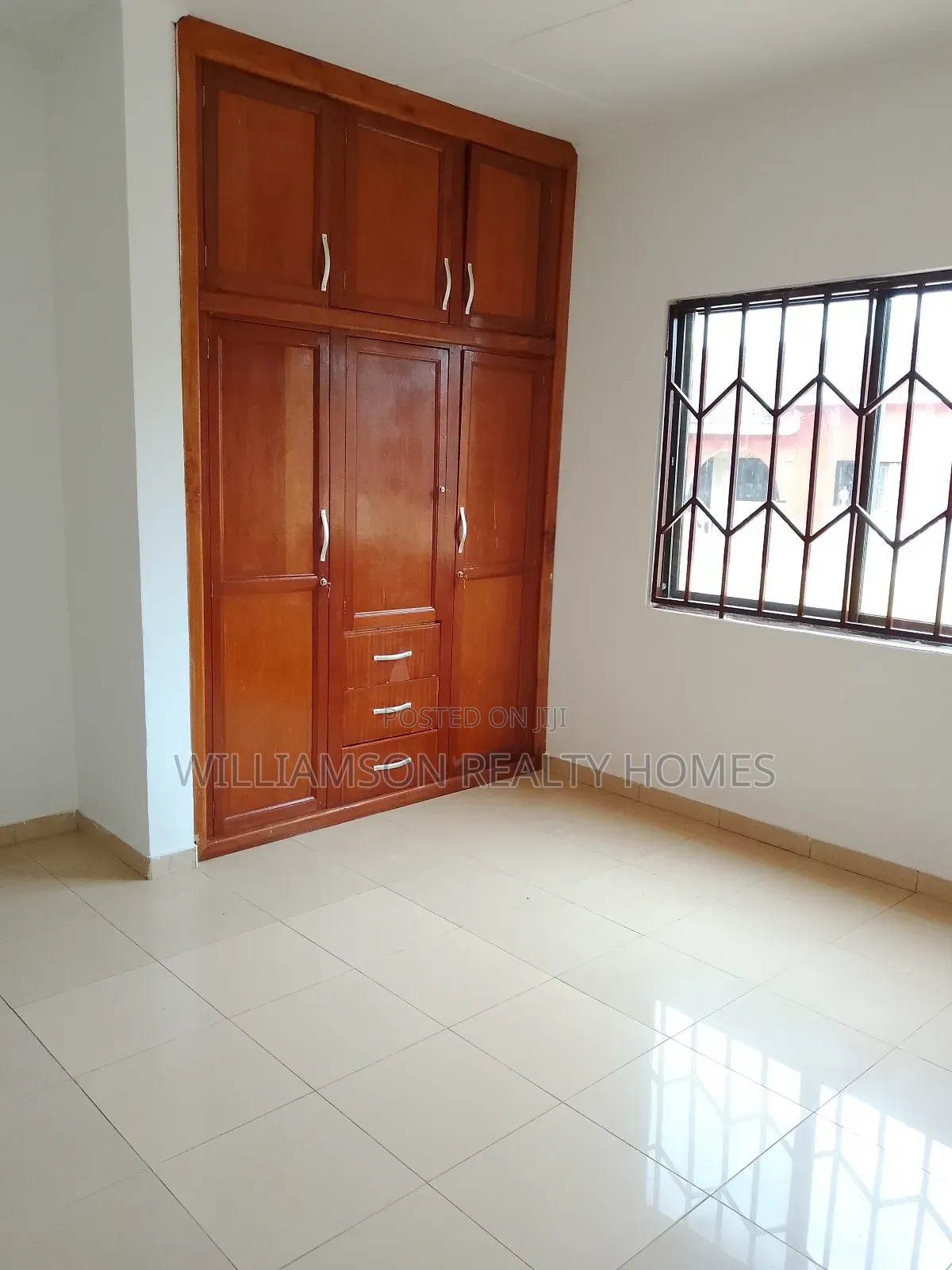 3bdrm House in Devtraco Estate,, Spintex for rent