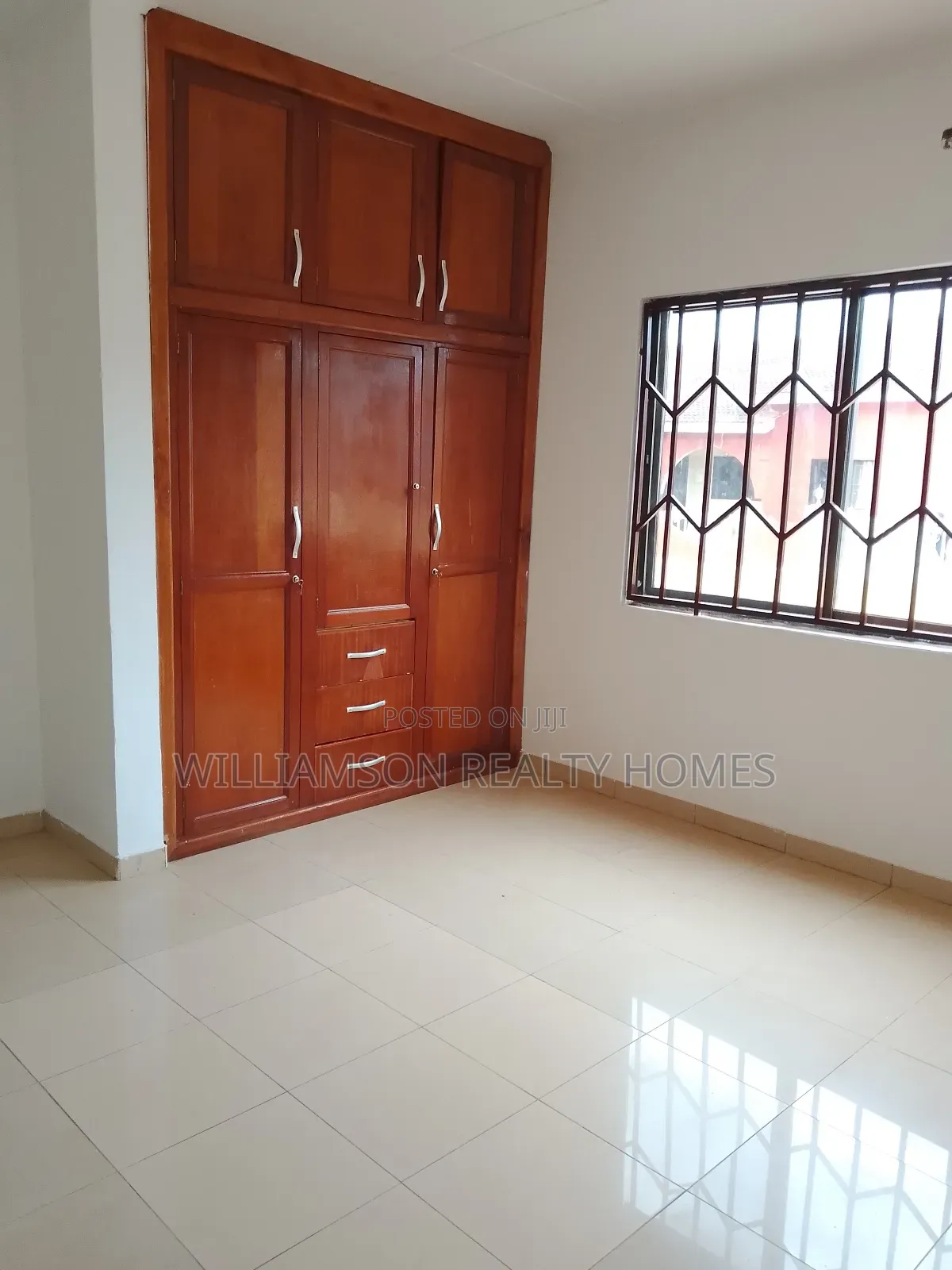 3bdrm House in Devtraco Estate,, Spintex for rent