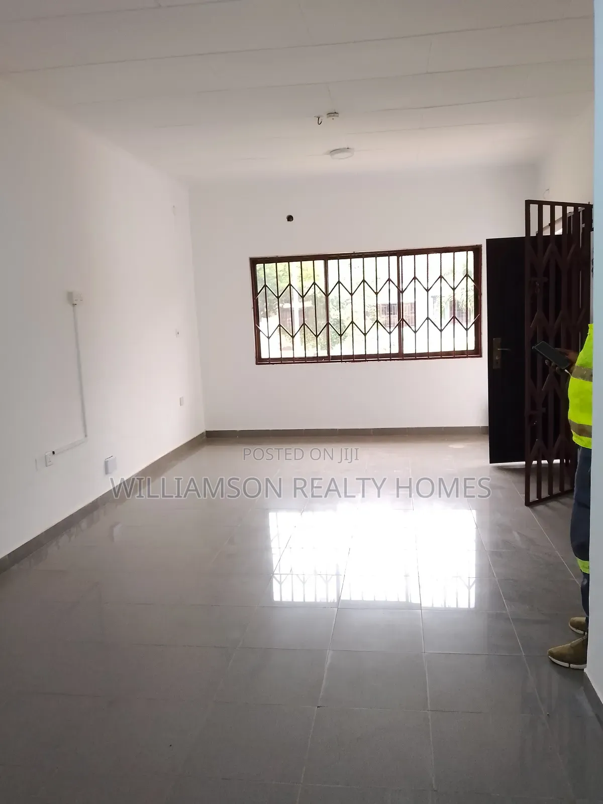 3bdrm House in Devtraco Estate,, Spintex for rent