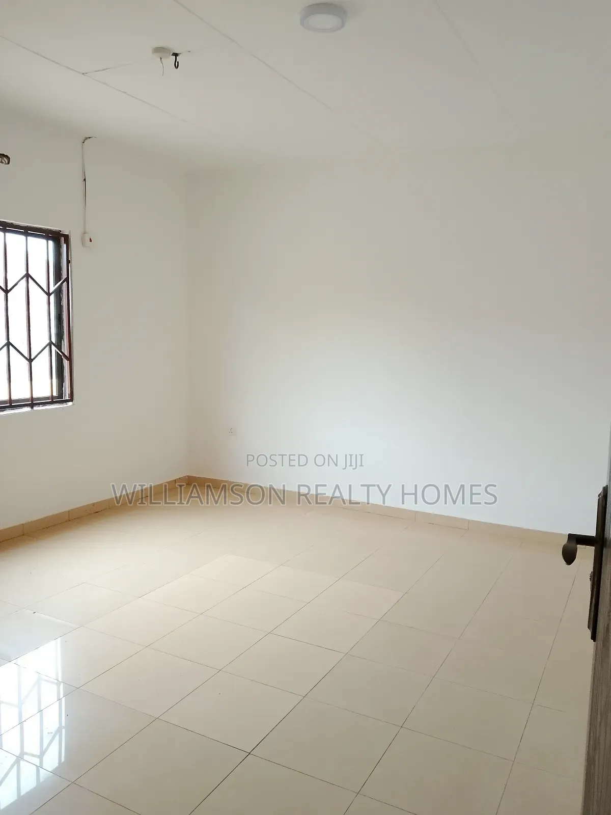 3bdrm House in Devtraco Estate,, Spintex for rent