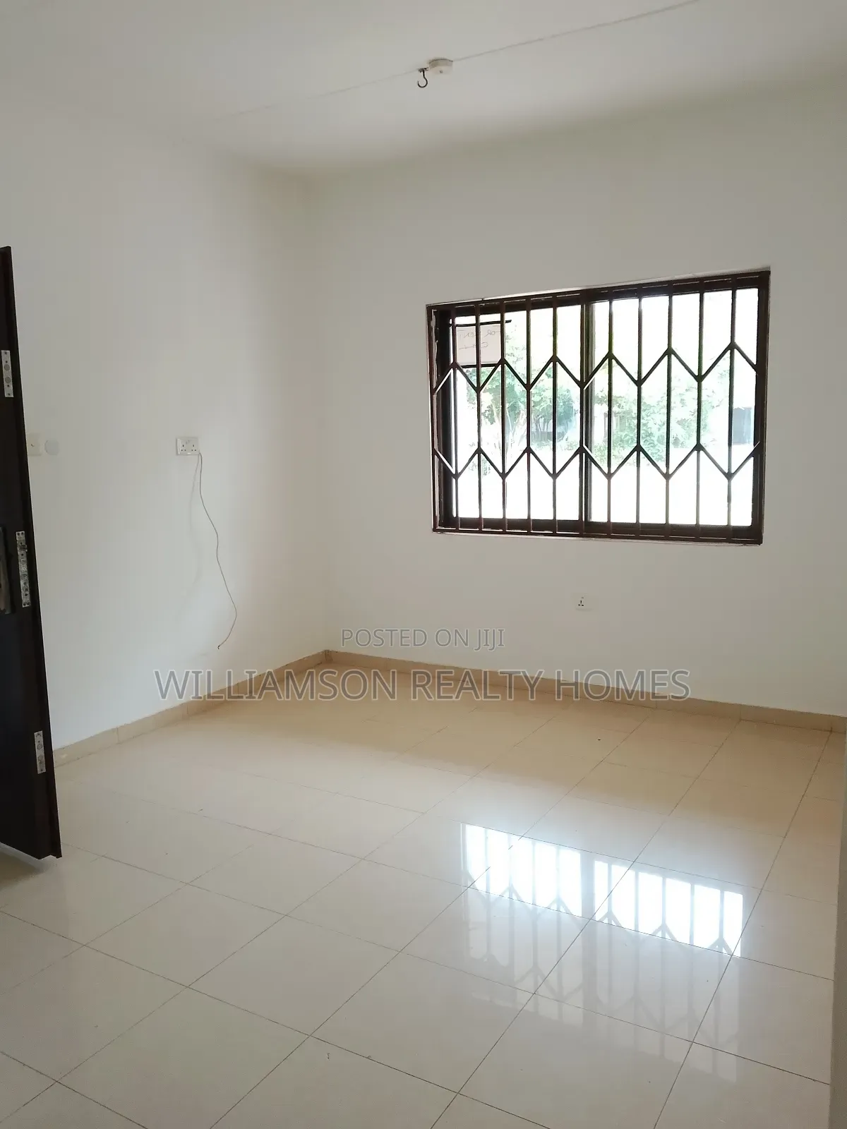 3bdrm House in Devtraco Estate,, Spintex for rent
