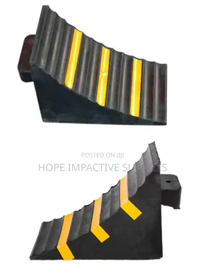 Heavy Duty Wheel Chock - Black.