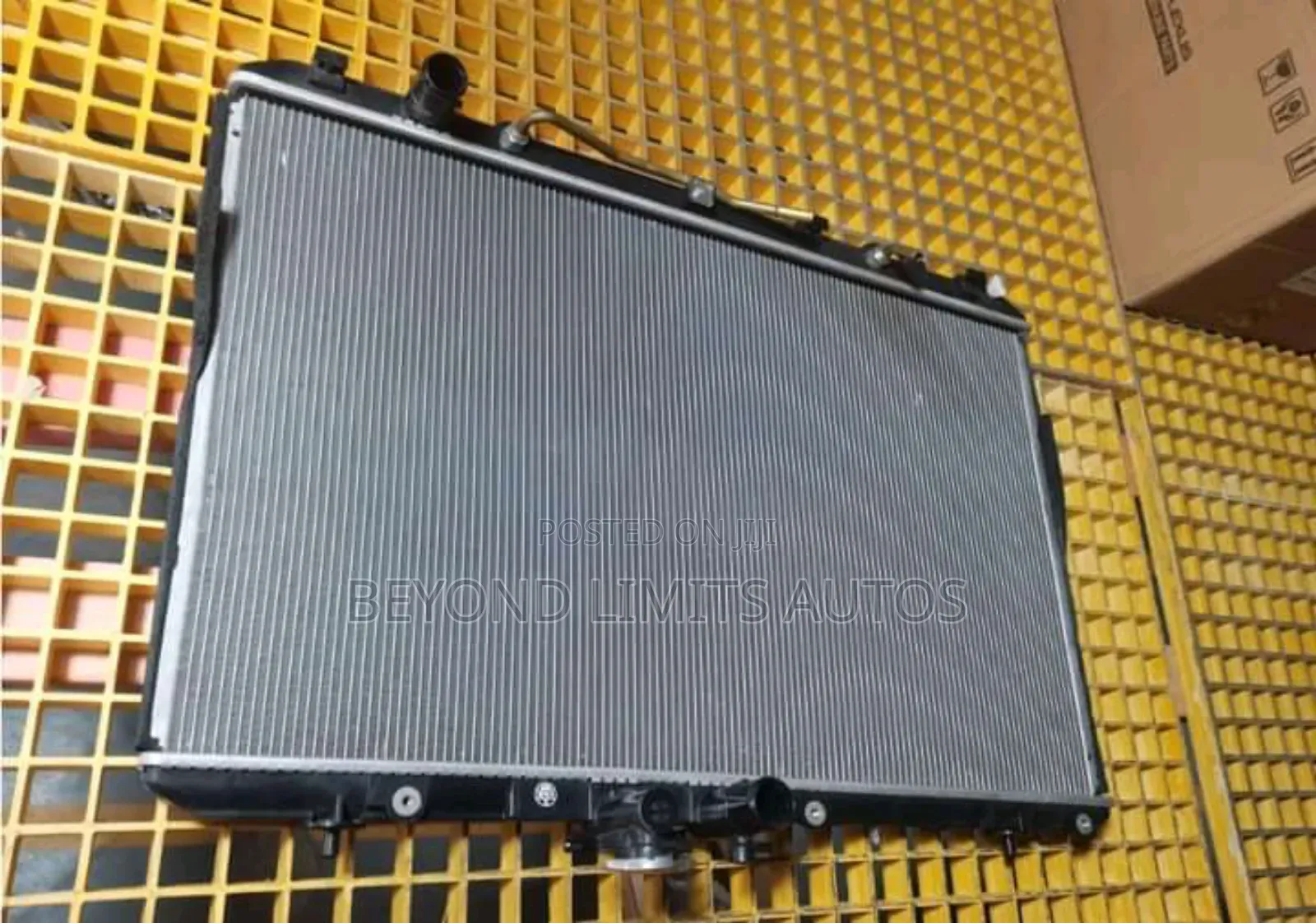 Toyota Highlander 2008 to 2013 Radiator/ Water Tank