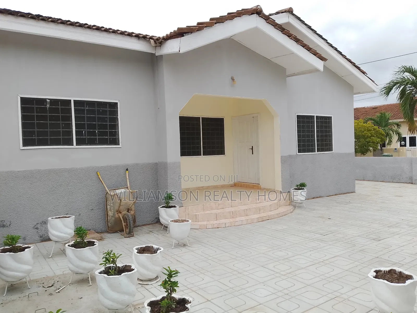 2bdrm House in Devtraco Estate,, Spintex for rent