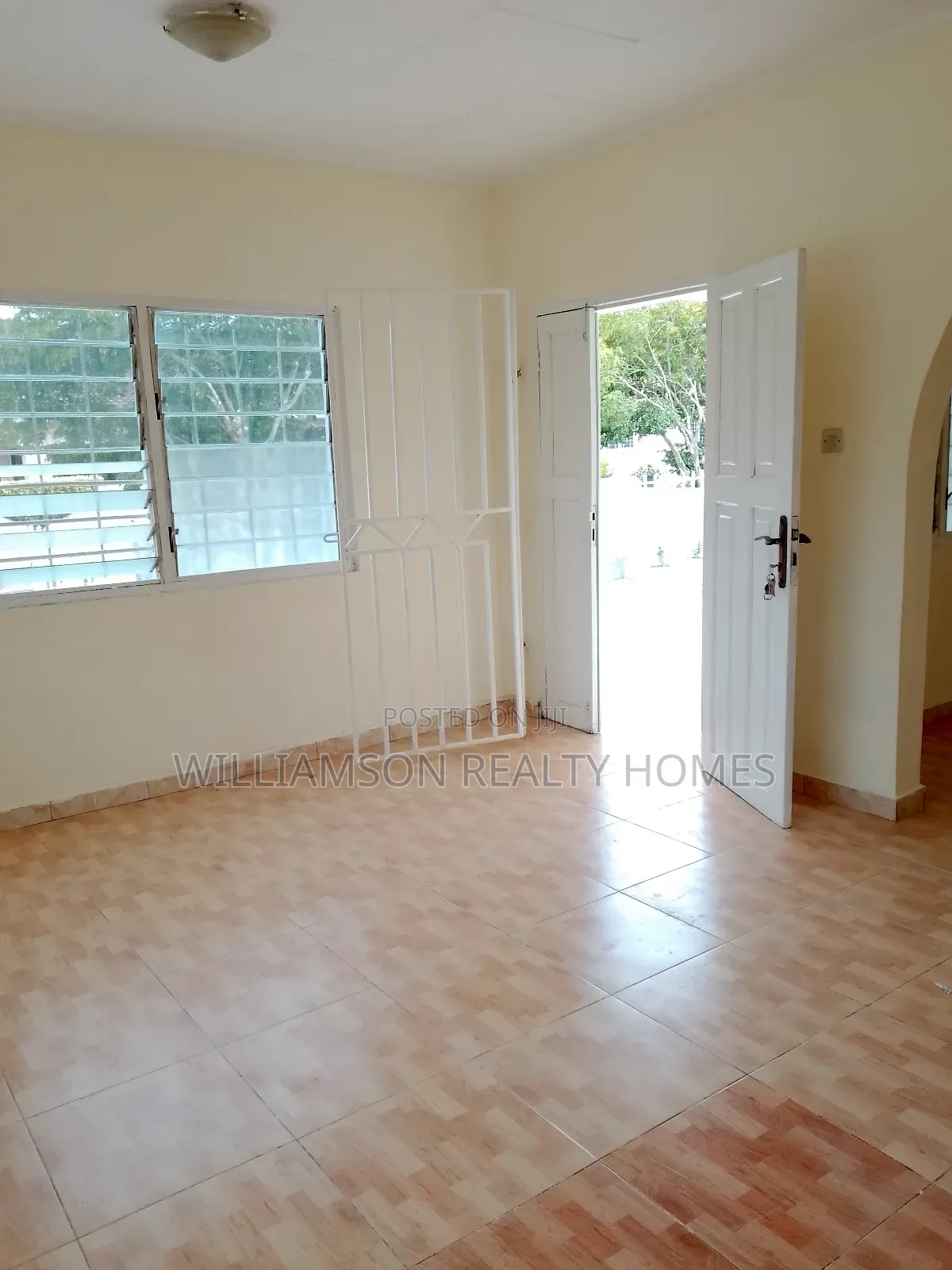 2bdrm House in Devtraco Estate,, Spintex for rent