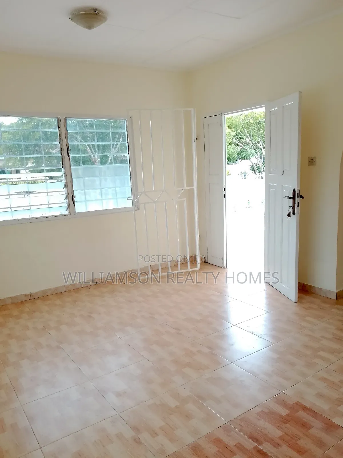 2bdrm House in Devtraco Estate,, Spintex for rent