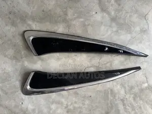 15-17 Toyota Camry Pillar Trim