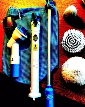 Hurricane" Spin Scrubber Cordless Rechargeable-3 Brush Heads
