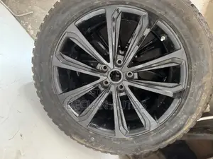 Honda Cr-v 2024 Oem Wheels And Tires