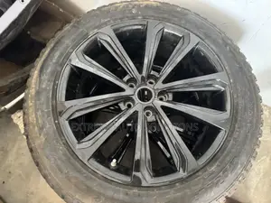 Honda Cr-v 2024 Oem Wheels And Tires