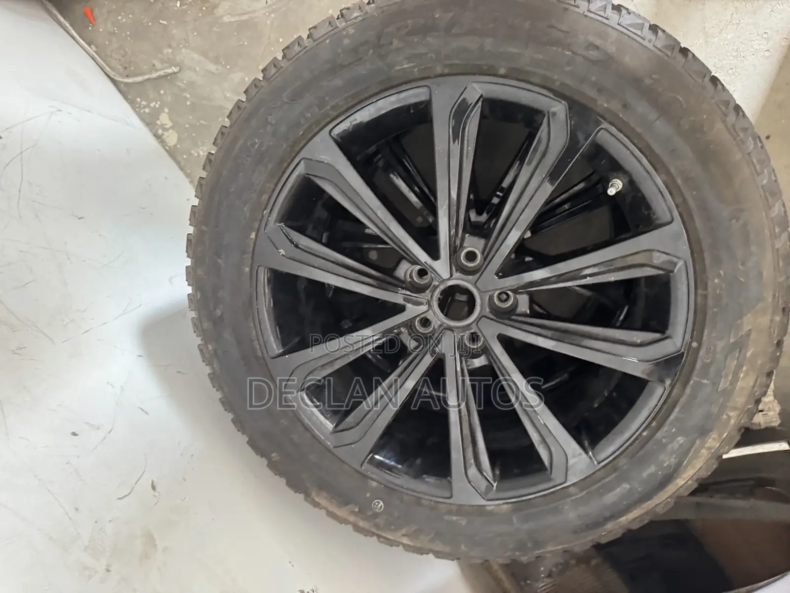 Honda Cr-v 2024 Oem Wheels And Tires