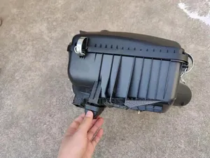 Toyota Land Cruiser 2014,2015,2016,2017,2018,19 Air Cleaner