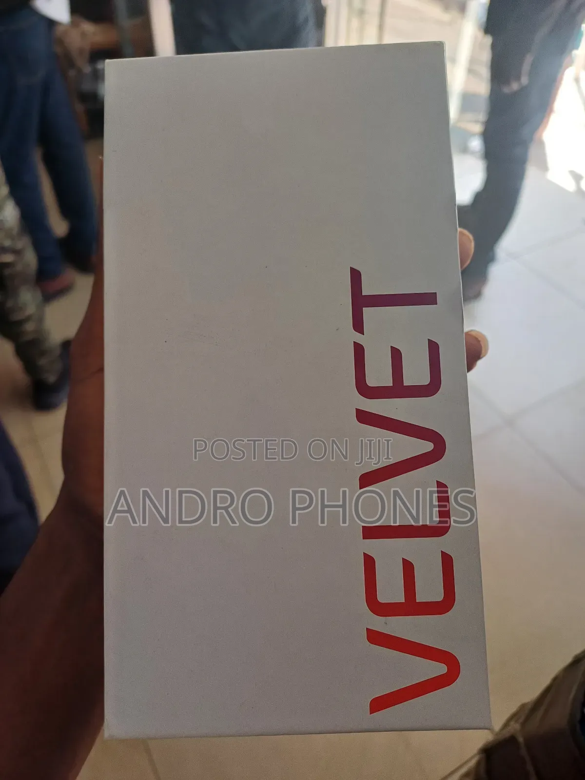 New LG Velvet 128 GB Black