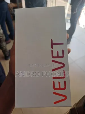 New LG Velvet 128 GB Black