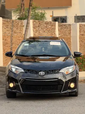 Toyota Corolla S w/Special Edition Pkg (1.8L 4cyl CVT) 2016 Black