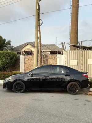 Toyota Corolla S w/Special Edition Pkg (1.8L 4cyl CVT) 2016 Black