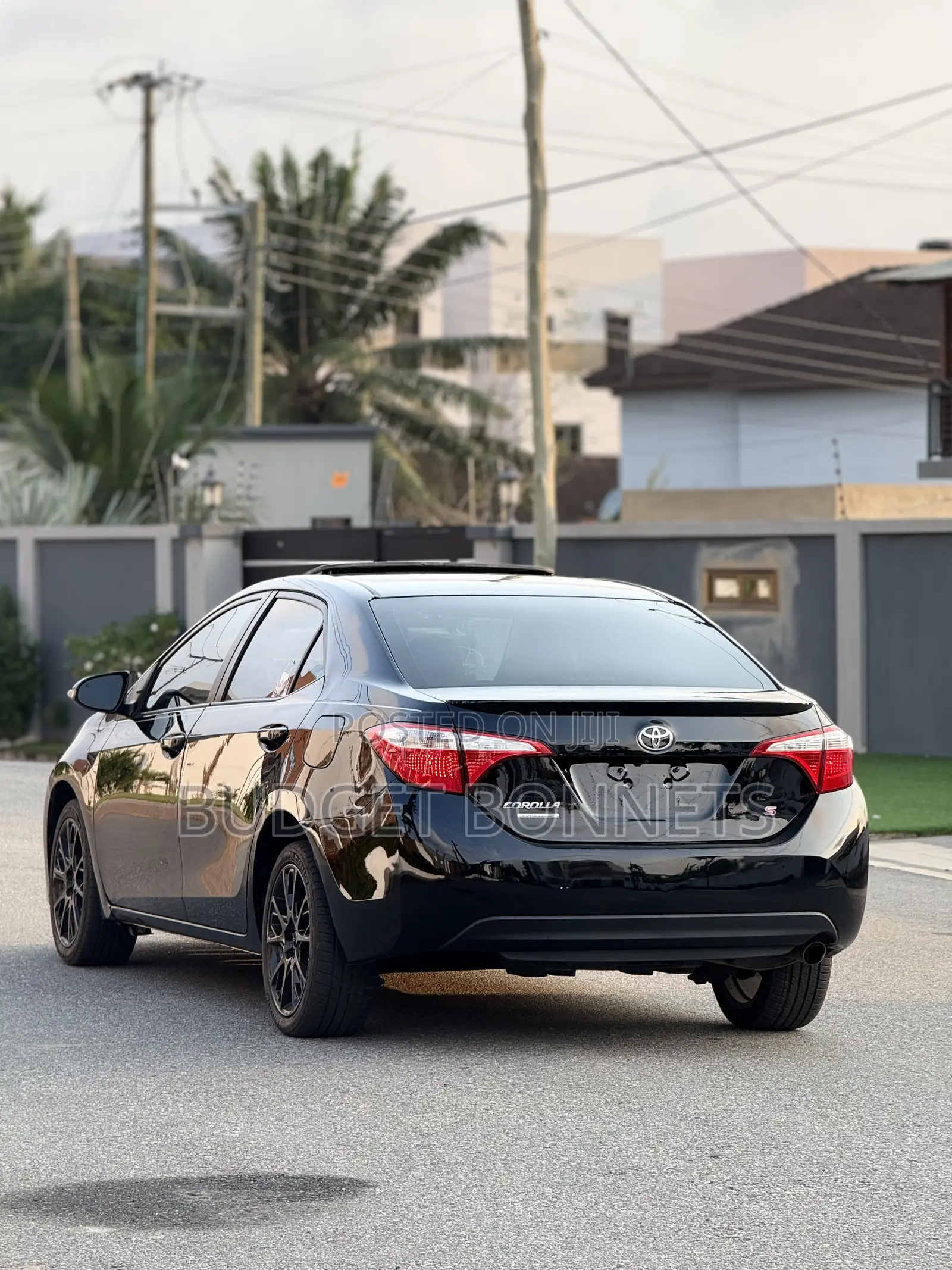 Toyota Corolla S w/Special Edition Pkg (1.8L 4cyl CVT) 2016 Black