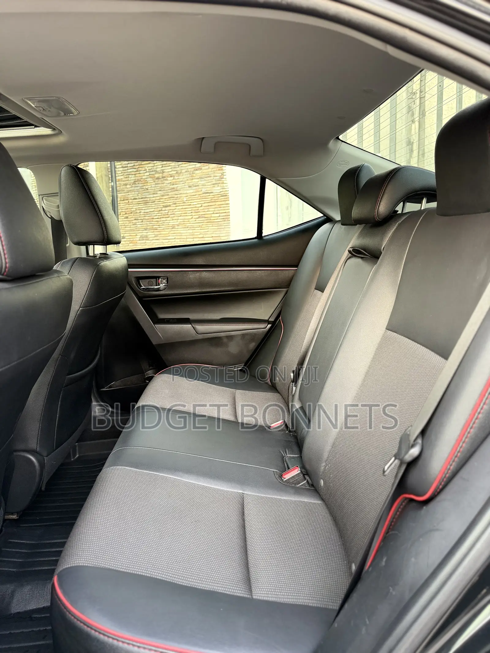 Toyota Corolla S w/Special Edition Pkg (1.8L 4cyl CVT) 2016 Black