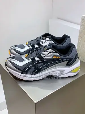 Asics Preleus Metropolis