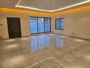 4bdrm House in Ashomang Estate for sale