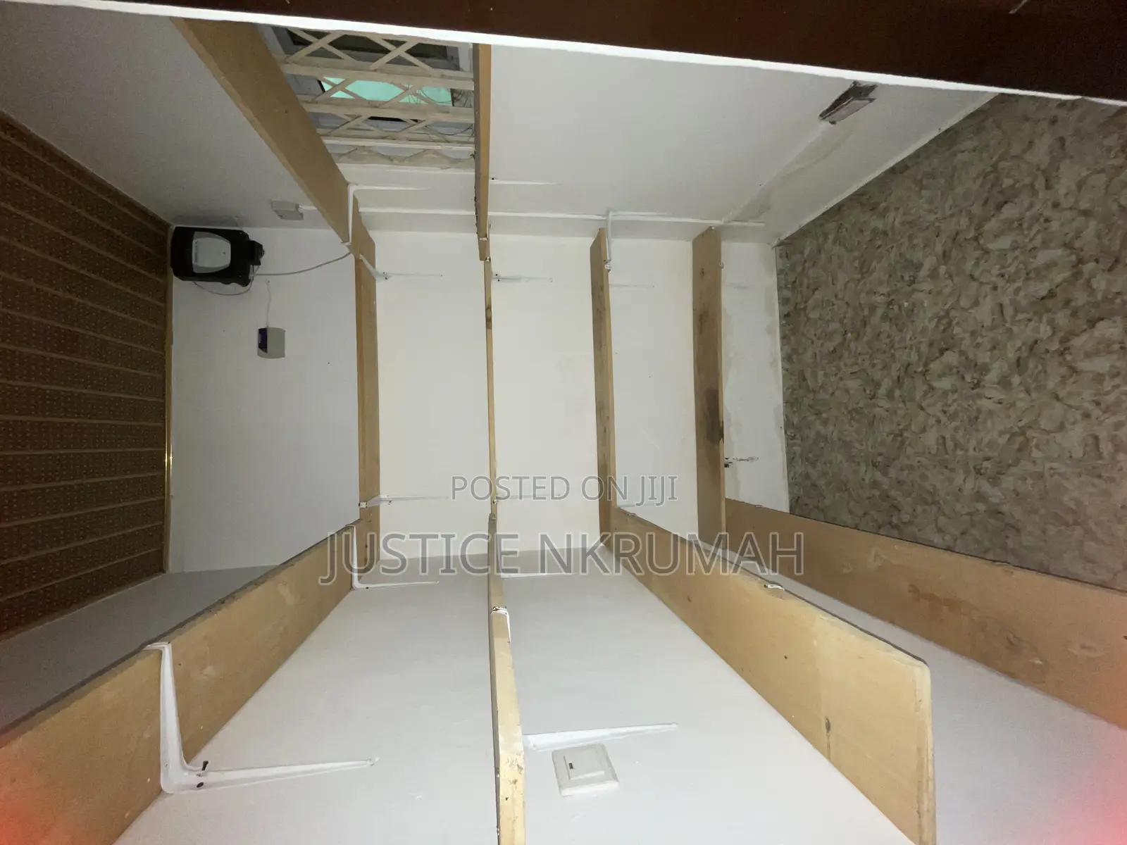 3bdrm Apartment in Mr Justice Estate, Kasoa for rent