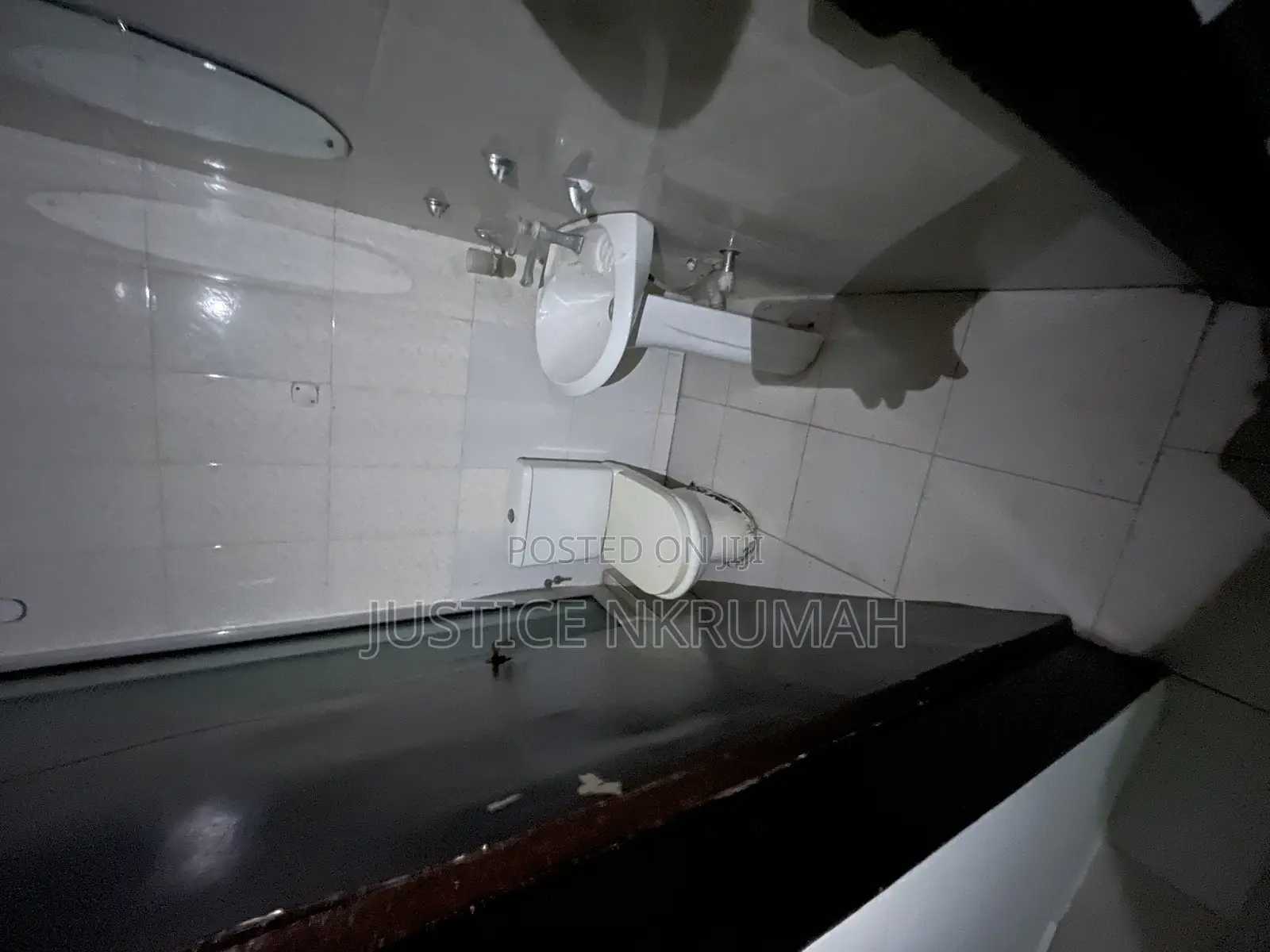 3bdrm Apartment in Mr Justice Estate, Kasoa for rent