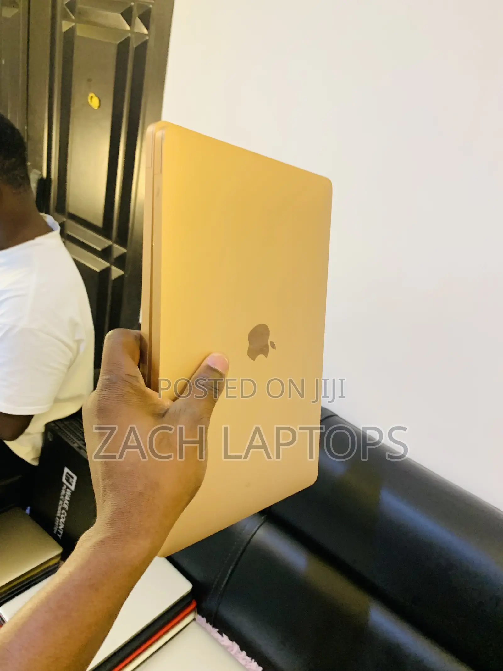 Laptop Apple MacBook 2017 16GB Intel Core I5 SSD 512GB