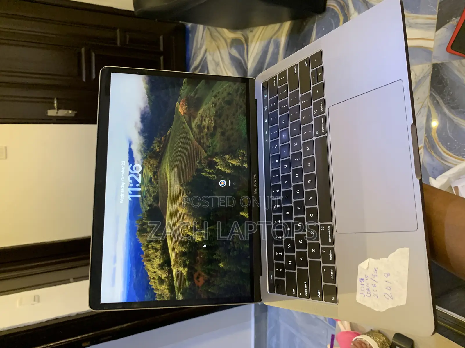 Laptop Apple MacBook 2018 8GB Intel Core I5 SSD 512GB