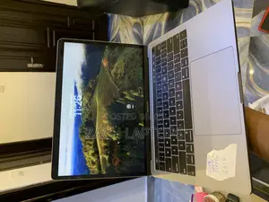 Laptop Apple MacBook 2018 8GB Intel Core I5 SSD 512GB