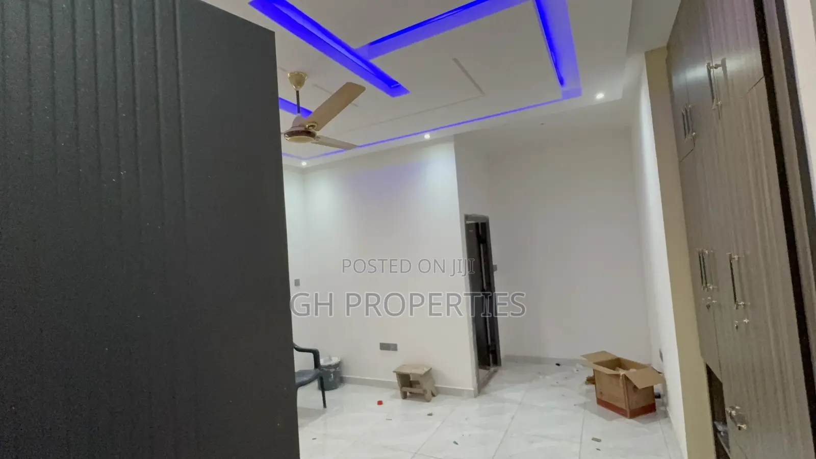 7bdrm Mansion in Atasemanso., Kumasi Metropolitan for sale