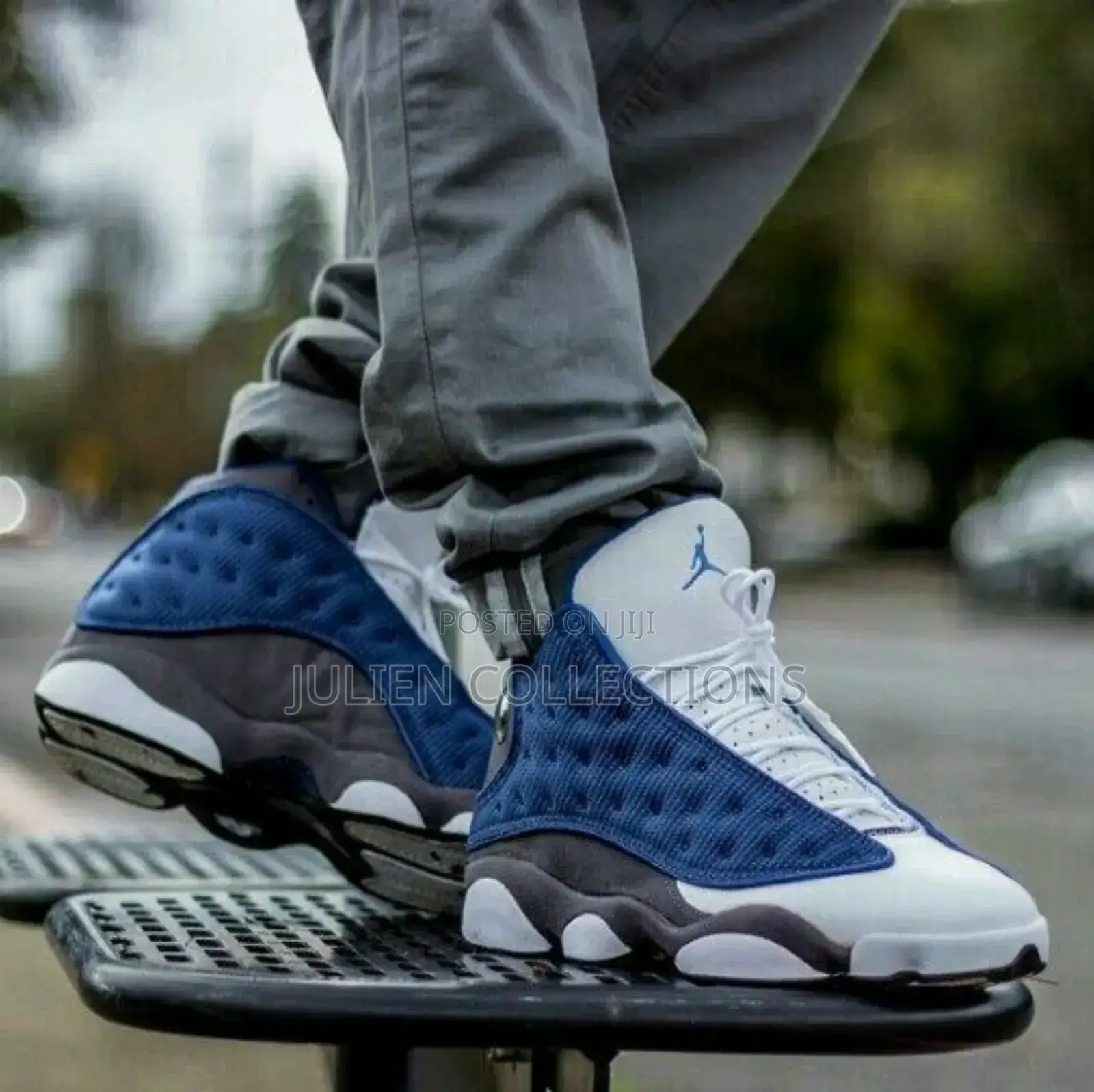 Jordan Air Retro 13 Blue Ash and White