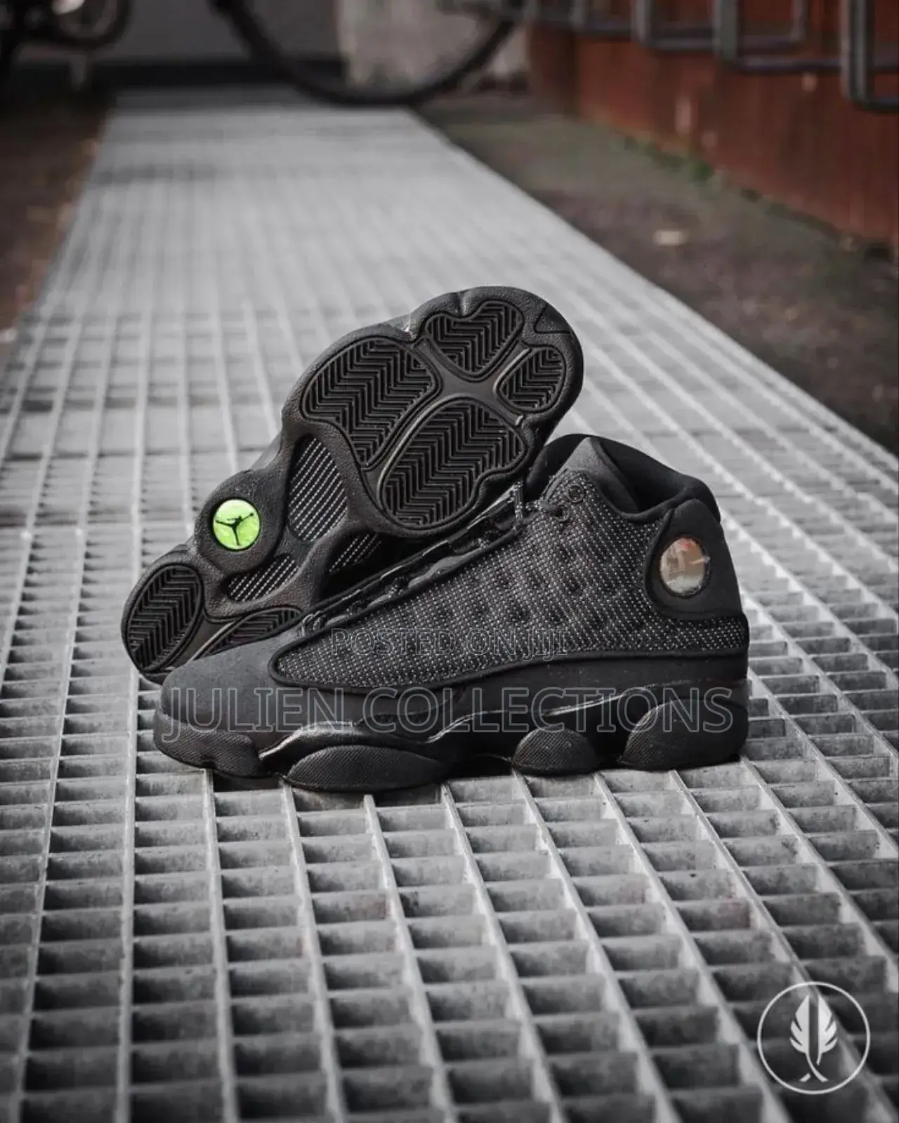 Jordan Air Retro 13 Pure Black
