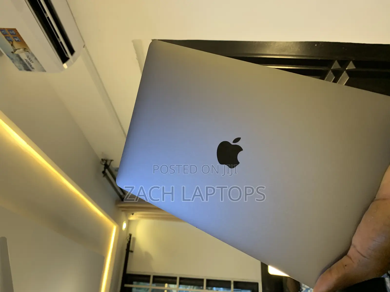 Laptop Apple MacBook 2016 8GB SSD 256GB