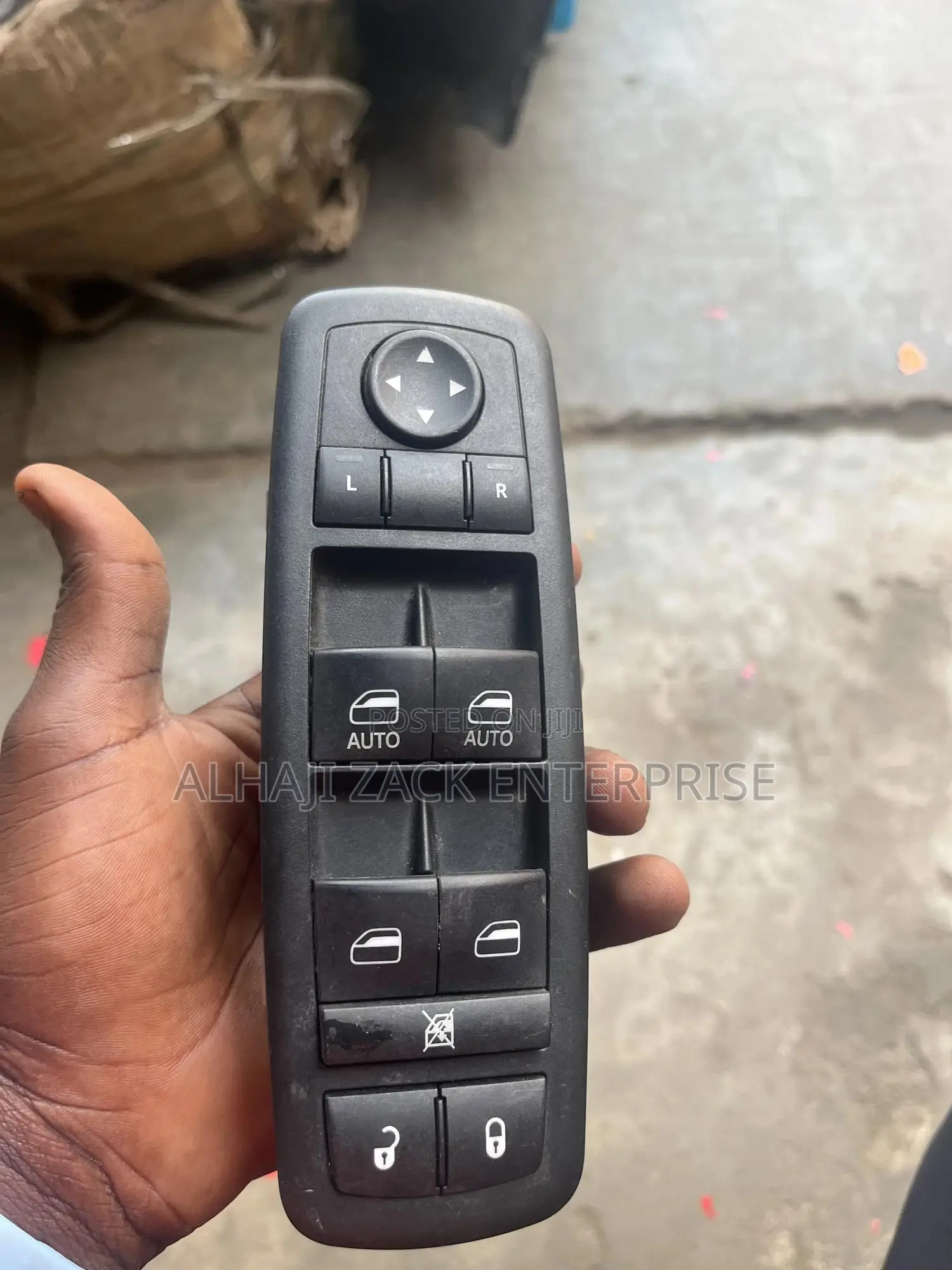 Tundra Main Door Switch