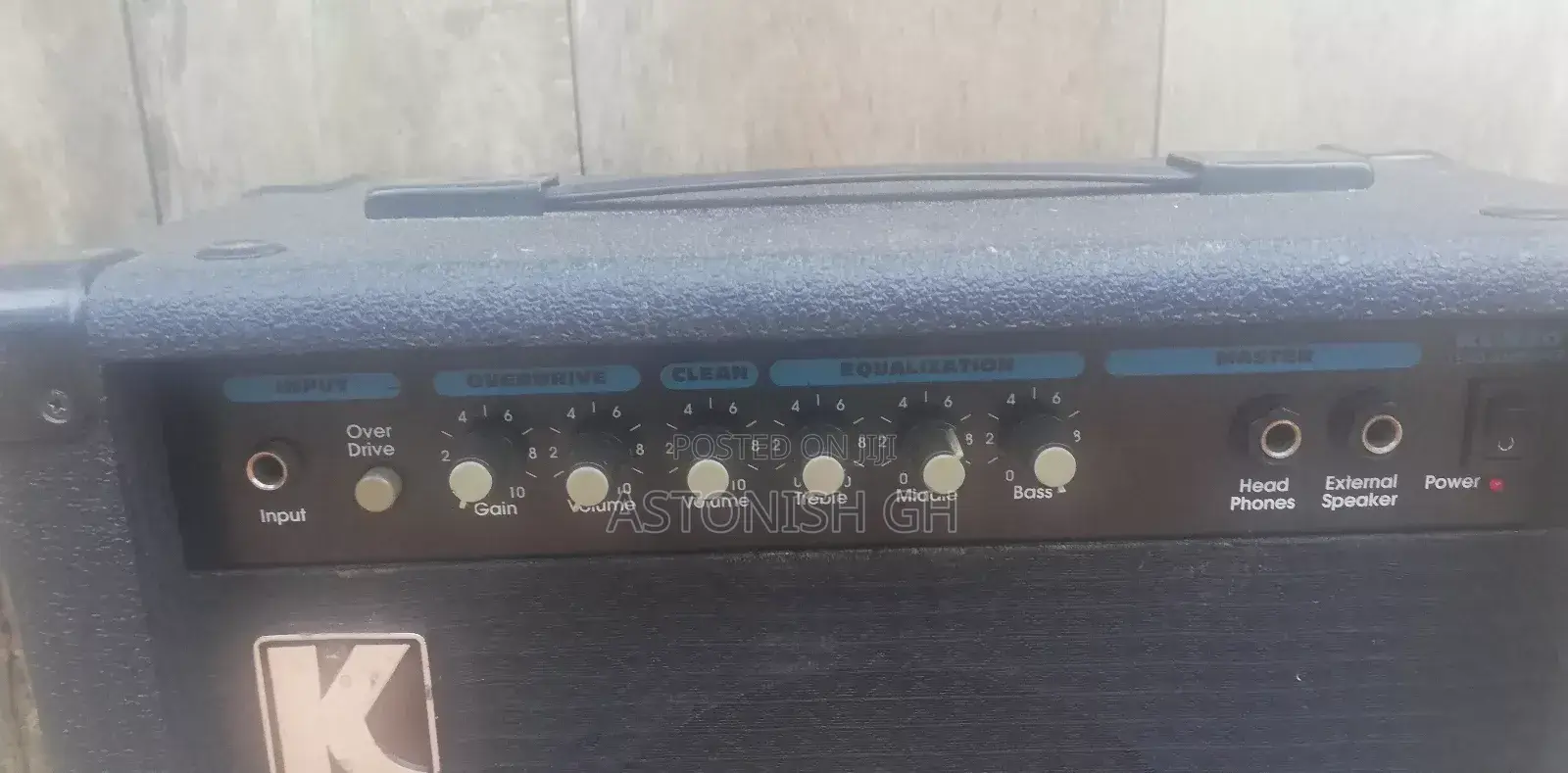 Lead Guitar Combo With Lineout