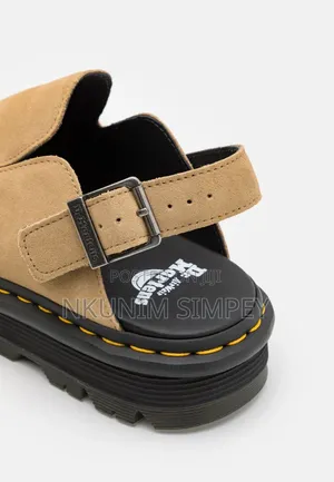 Dr Martens Original Sandals