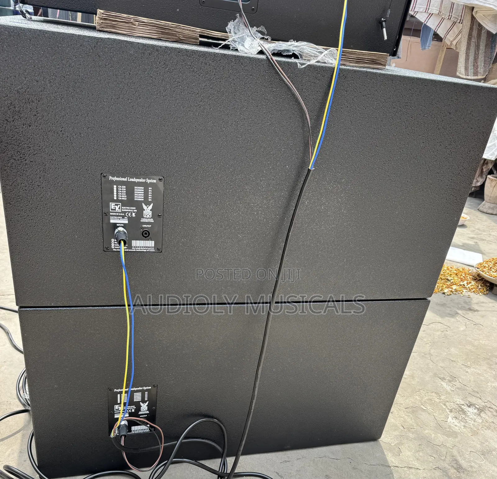 Full Rack With Ev Bass and 3- Line Arrays