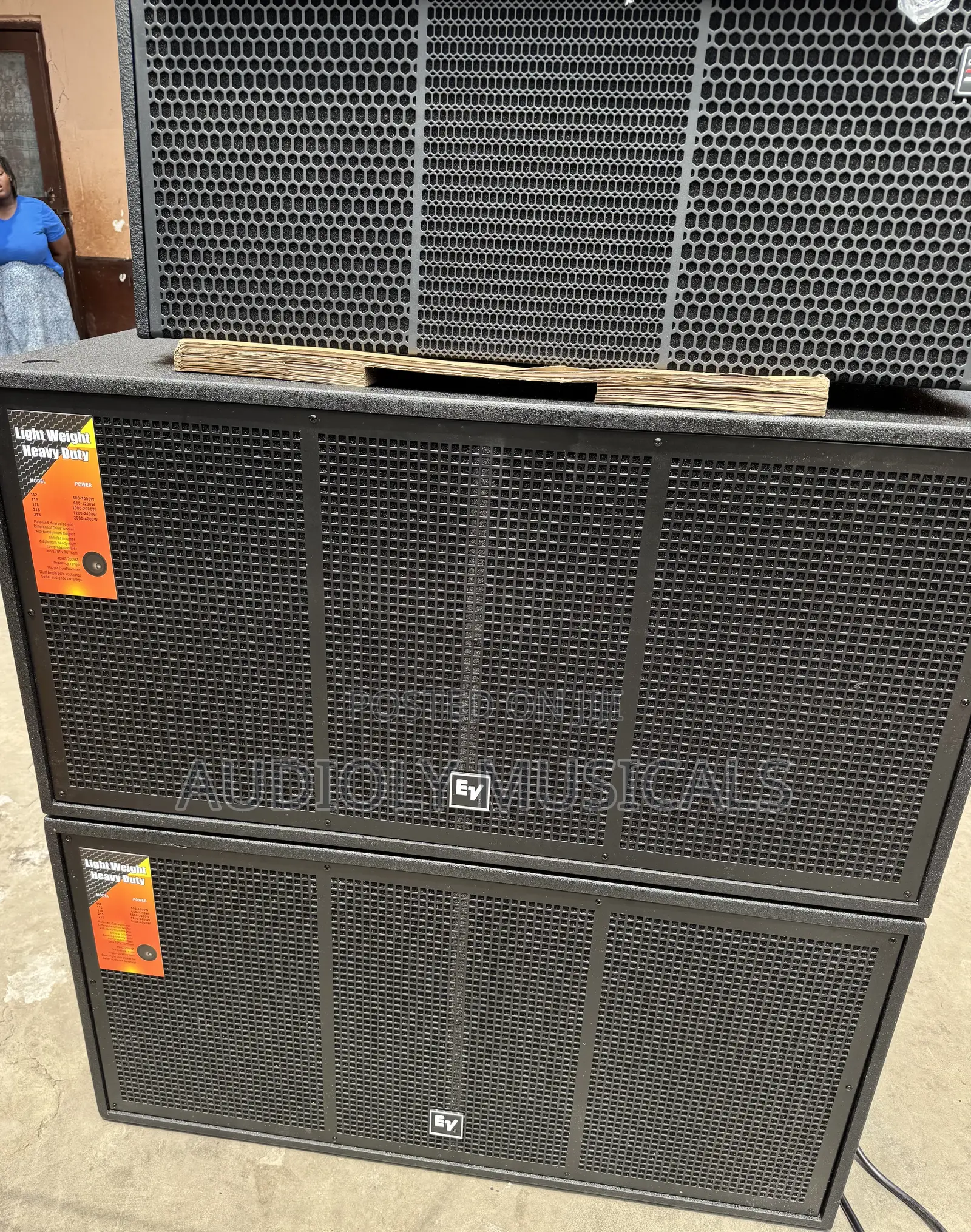 Full Rack With Ev Bass and 3- Line Arrays