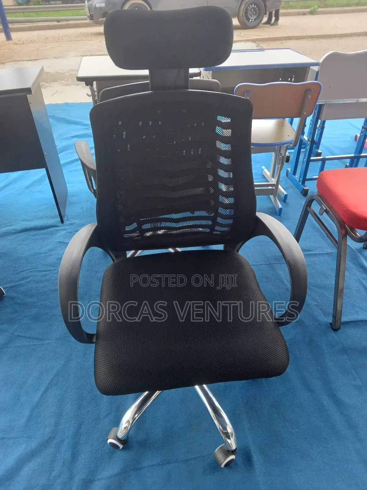 Arm and Head Rest Chair