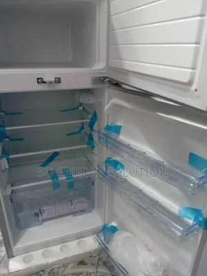 Amicable Nasco 1 Star Fridge Freezer Model 212-S Nasco