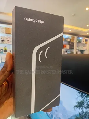 New Samsung Galaxy Z Flip 256 GB Black