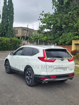 Honda CR-V Touring AWD 2019 White
